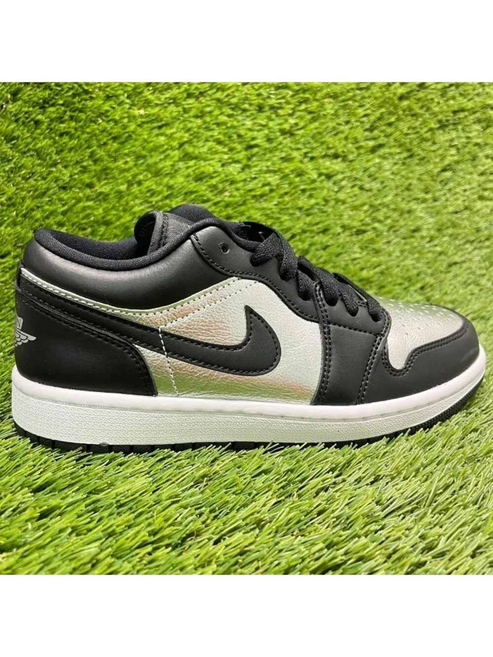 Nike Air Jordan 1 Low Womens Size 6.5 Silver Black Athletic Shoes Sneakers